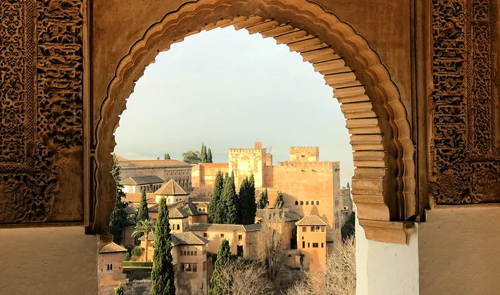 Alhambra pro maurišką arką