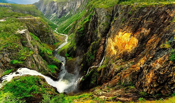 Vėringsfosenas — 182 m krioklys prieš Eidfjordą